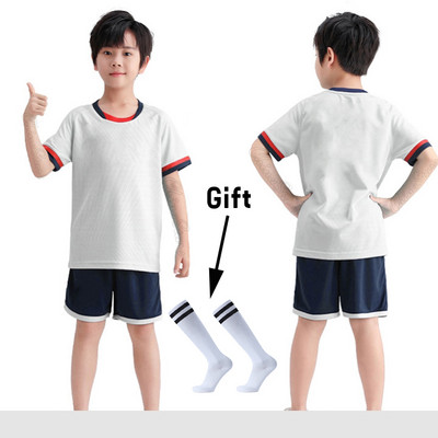 Горещи футболни фланелки за деца и възрастни Подаръчни чорапи Момчета Момичета Дамски комплекти футболни фланелки Мъжки Детски футболни униформи Футболни екипи Деца