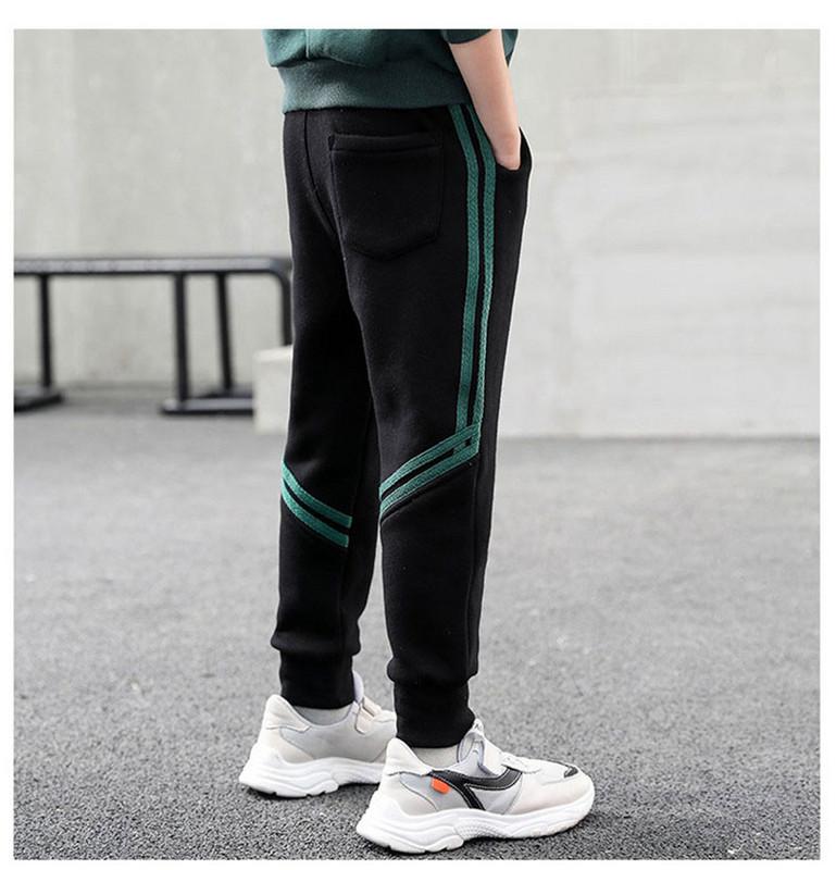 Αγόρι κορίτσι Φοιτητής Παιδιά Παιδιά Τρέξιμο Πεζοπορία Τζόκινγκ Γυμναστήριο Γυμναστική Προπόνηση Μπάσκετ Ποδόσφαιρο Ποδόσφαιρο Άσκηση Αθλητικό παντελόνι