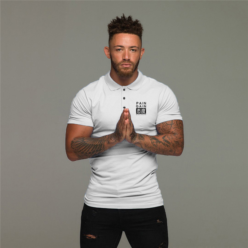 Meeste treenimine Fitness Jooksmine Sport Polo särgid Kvaliteetsed hingavad lühikeste varrukatega jõusaali Kulturismi Treening Meeskonna kaelusega särgid