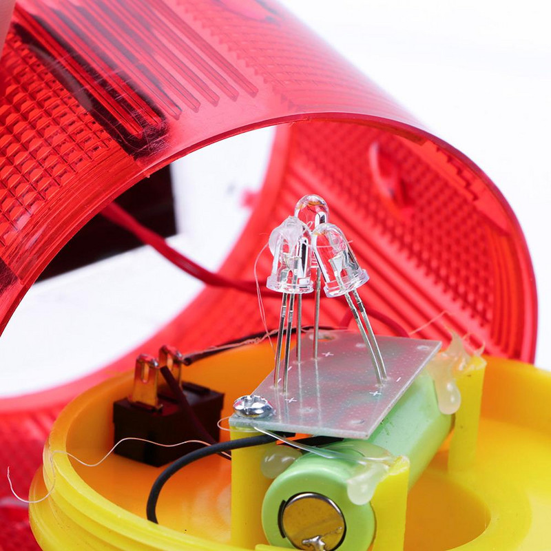 LED saulės spindulių įspėjamoji raudona lemputė, skirta nakties kelių tiesimui, kūgio avarinio signalo saugos šviesoforo mirgėjimo švyturio lemputė