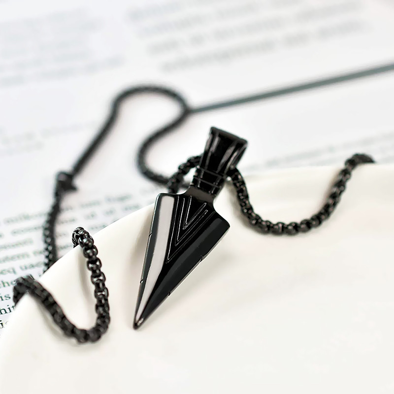 Personiskā drošība Pašaizsardzības gara kaklarota ar bultu kulonu vīriešiem sievietēm nerūsējošā tērauda rotaslietas ķēdes aizsardzības instrumenti