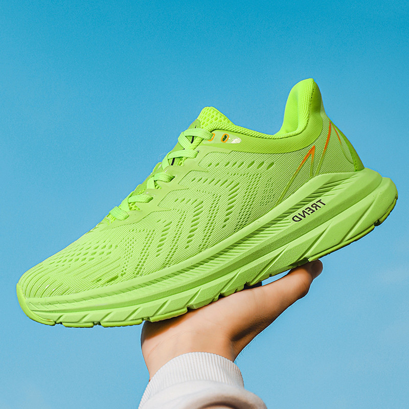 Jaunas vīriešu kedas 2023. gada ikdienas apavi Modes skriešanas sporta veidi, elastīgi sieta elpojoši sieviešu, neslīdoši ērti vīriešu apavi
