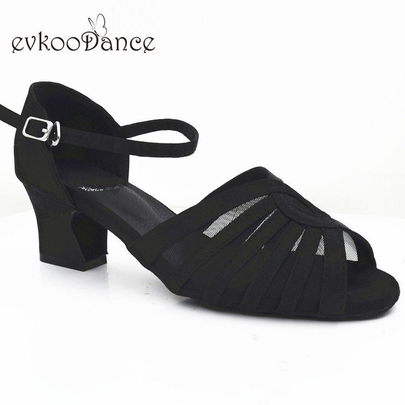 Evkoodance Zapatos De Baile melns satīns ar sietu ar zemu papēdi 5 cm vingrošanas apavi dejām Latin Salsa balles apavi sievietēm Evkoo-527