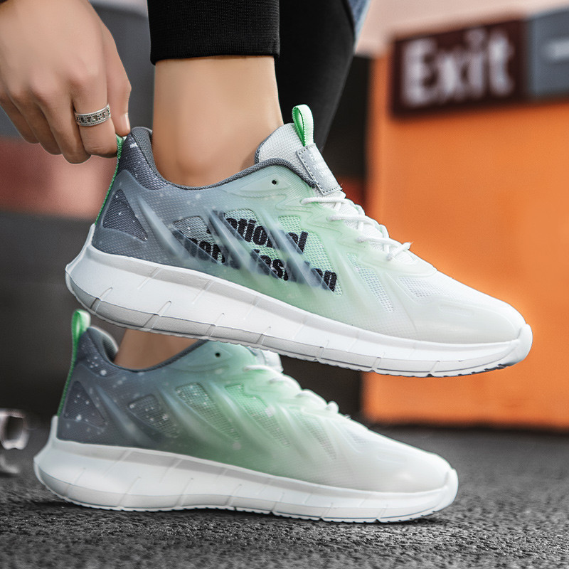 Viegli skriešanas apavi vīriešiem, 2023. gada elpojoši skriešanas sporta apavi Street Trend vīriešu apavi, lielie 39-46 izmēri.