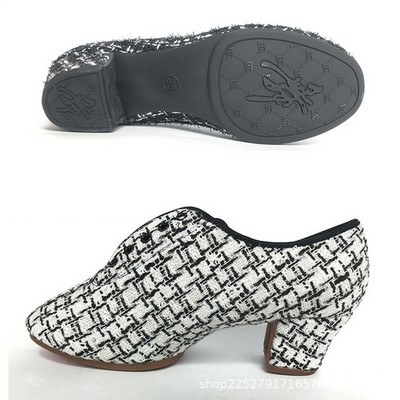 Új stílusú rácsos latin tánccipők női puha talp Tanári sport négyzet alakú tánccipők modern női cipők cipők