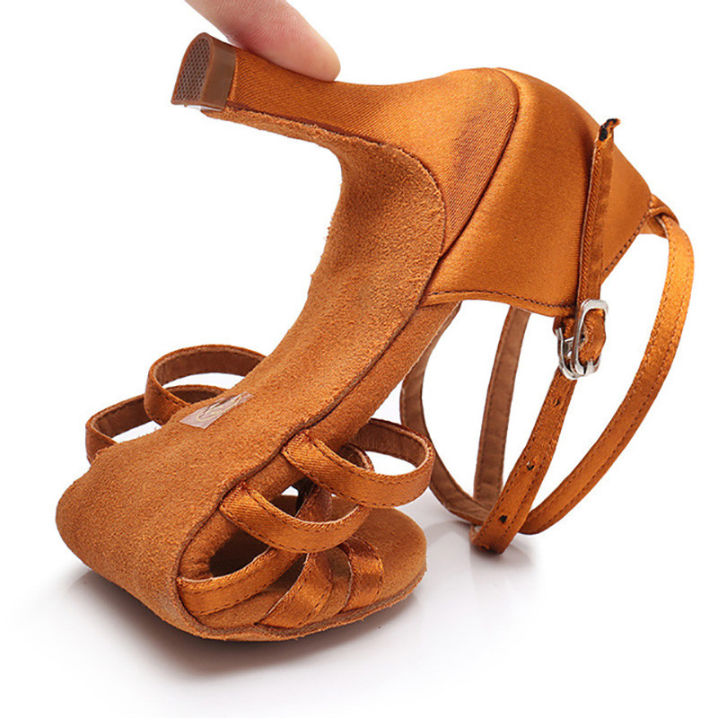 Atnaujinti Hot Selling Heel 7/5 cm šilko atlaso lotynų šokių batai BD šokių batai lotynų moterų šokių batai