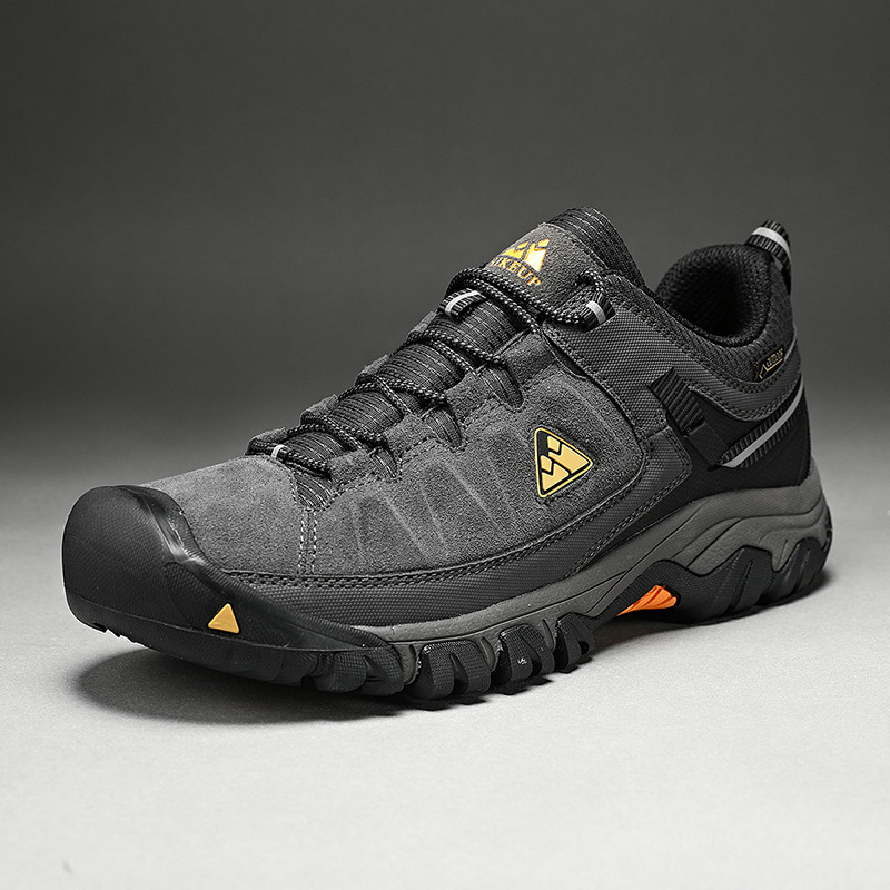HIKEUP Jauni augstas kvalitātes vīriešu pārgājienu apavi Izturīgi ādas kāpšanas apavi āra kedām Gumijas zole Factory Outlet