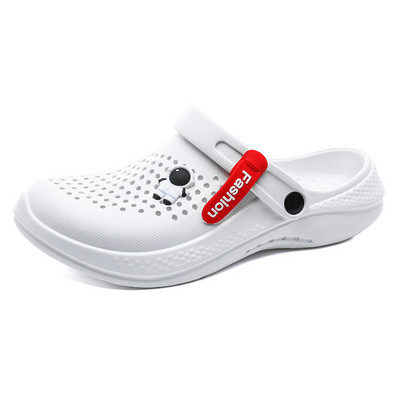 2023. g. Jaunas vīriešu sandales Vieglas, EVA, ikdienišķas caurumu kurpes Vīriešu koka tupelēm mīļotājiem Mājas dārzs āra vasaras pludmales plakanas vīriešu čības