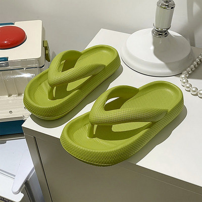 Jaunas EVA vasaras sieviešu čības Cute Catroon Shark formas slaidi āra mājās Vannas istaba Sieviešu apavi Flip Flops Vīriešu Pāri Sandales