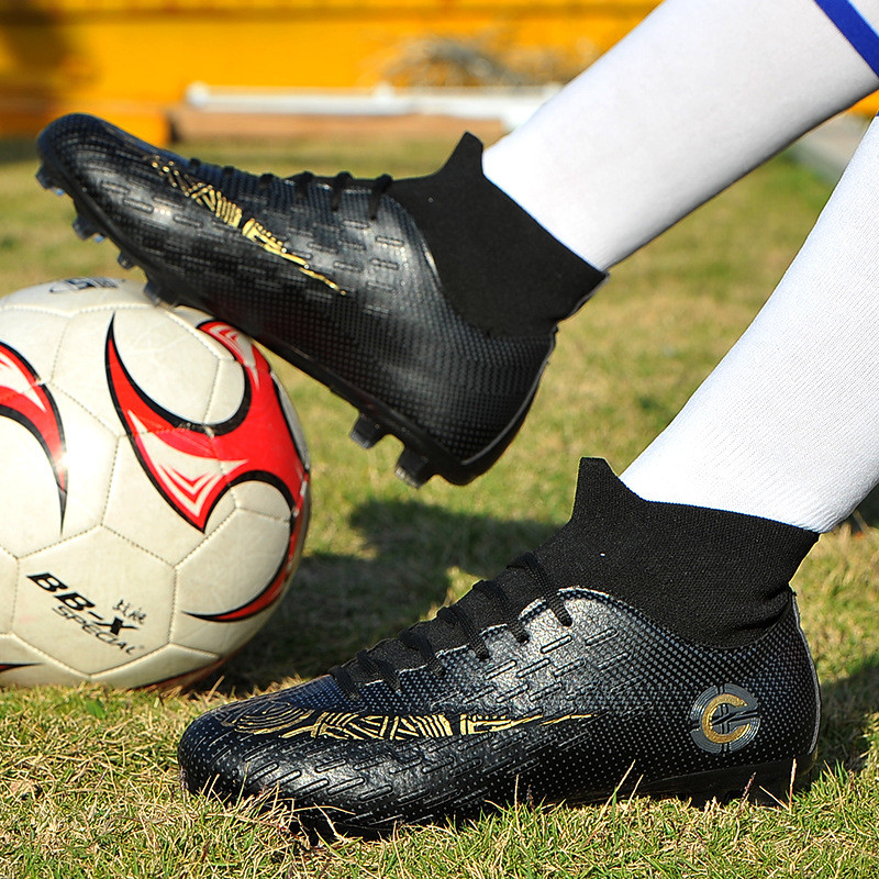 2019-es új kültéri férfi, fiú focicipő, futballcipő, magas bokája, gyerekcipő, edzőcipő, 35-45-ös méret