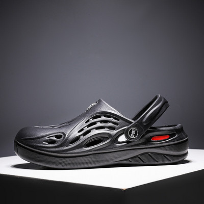 2020 Outdoor Vīriešu Sandales Crocks Summer Hole Shoes Crok Gumijas koka tupeles Vīriešu EVA Dārza Kurpes Melnas zilas Pludmales Sandales Čības