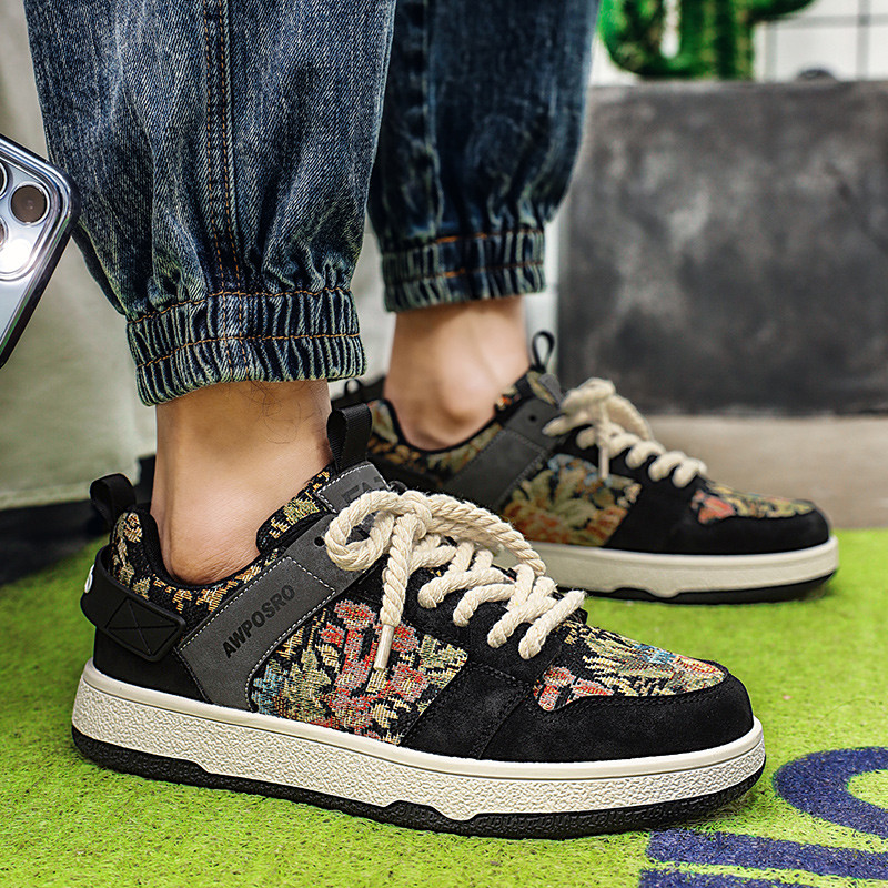 2022-es divatnyomtatott gördeszkacipők férfi mélyen dekoltált platós férfi vászoncipők tervezői pár lapos, vulkanizált cipők, női