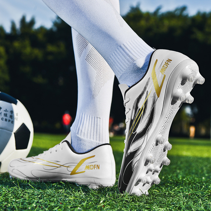 Jauni zili vīriešu futbola apavi Ērti, neslīdoši bērnu futbola apavi Elpojoši vīriešu futbola apavi Zapatos De Futbol