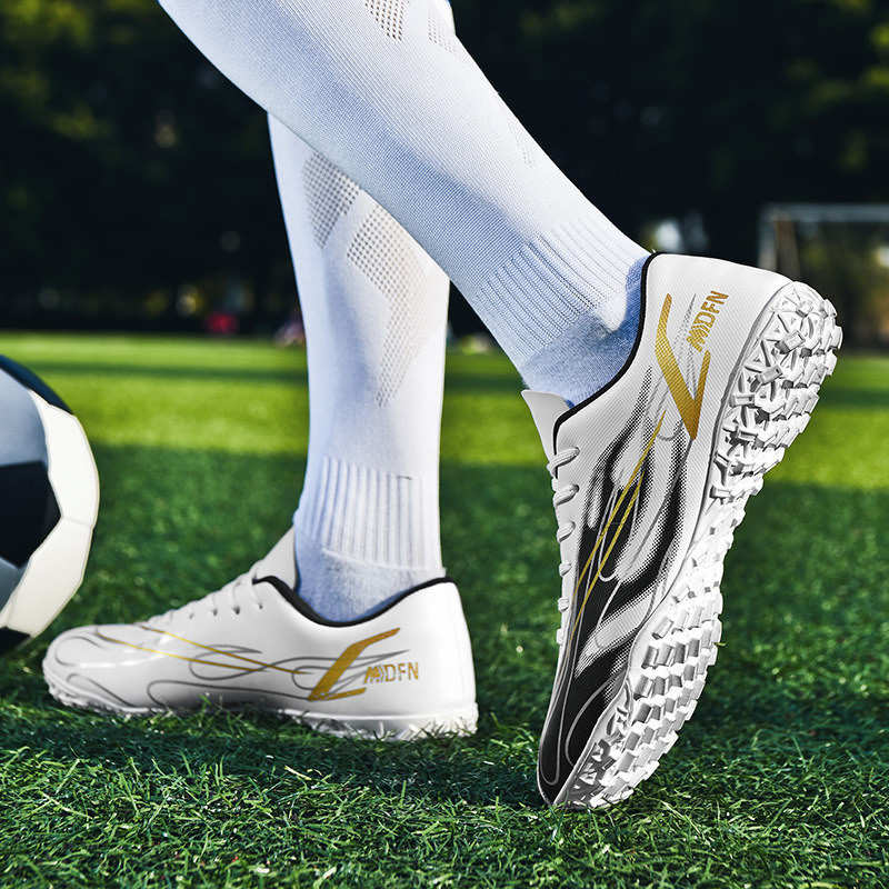 Jauni zili vīriešu futbola apavi Ērti, neslīdoši bērnu futbola apavi Elpojoši vīriešu futbola apavi Zapatos De Futbol