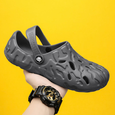 Madingi vyriški sandalai, lengvi EVA, laisvalaikio su skylutėmis avalynė, vyriškos klumpės, mėgėjai, namų sodas, 2023 m. lauko vasaros paplūdimio plokščios vyriškos šlepetės