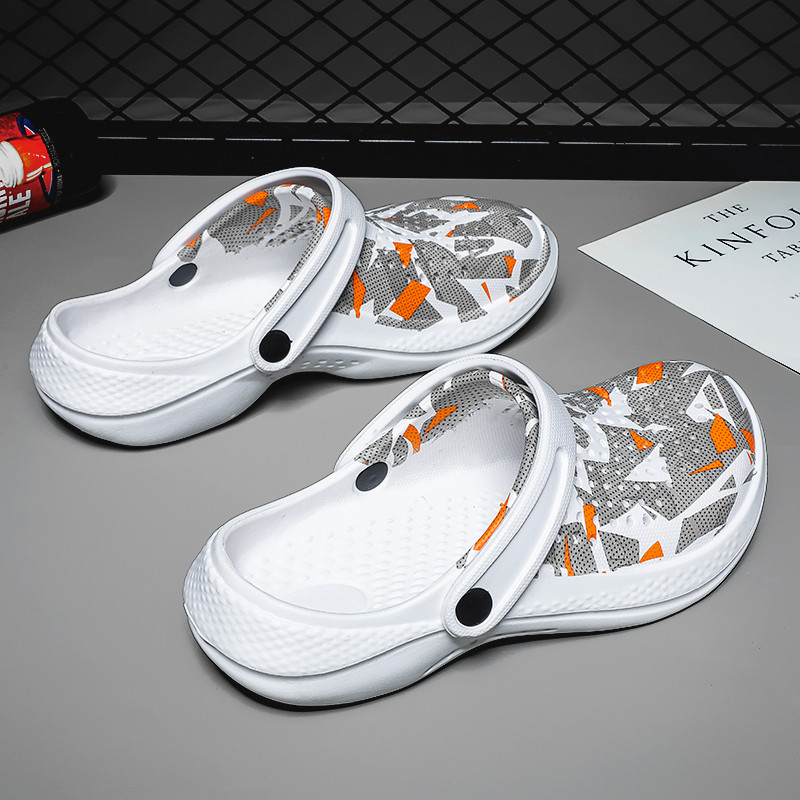 Originalne ljetne muške sandale Lagane EVA ležerne klompe Muške vrtne cipele 2023 Nove cipele za plažu na otvorenom Muške ravne papuče