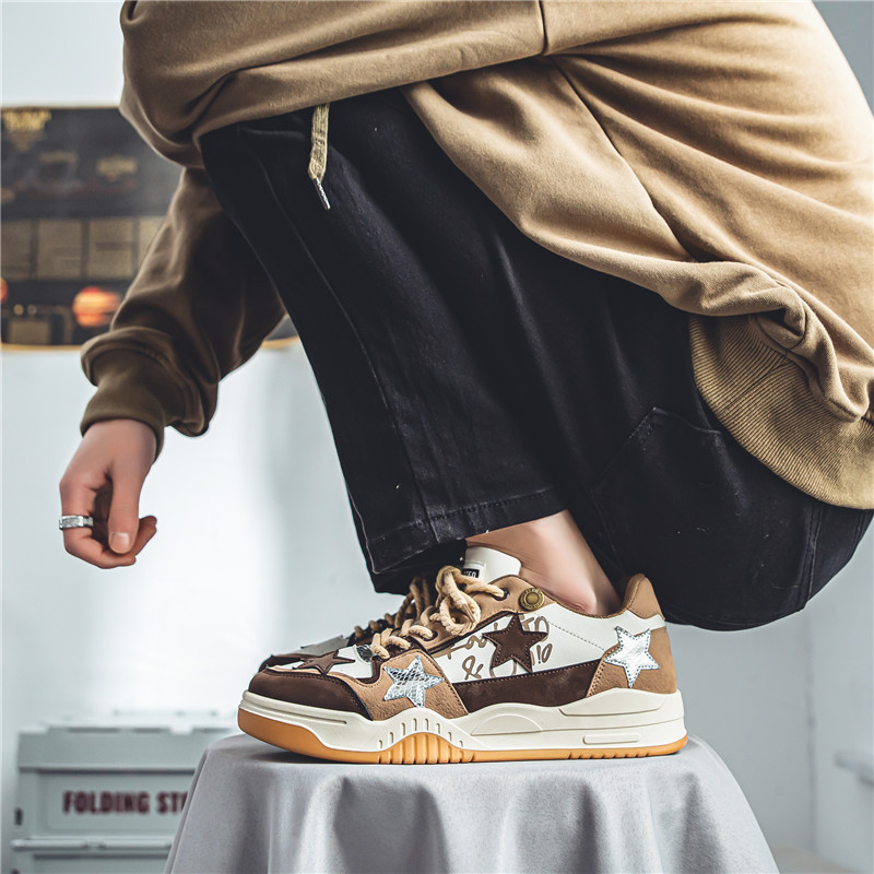 Top Férfi Alkalmi Cipők Divat Luxus Designer Fekete kültéri sport gördeszkacipők Férfi fehér edzőcipők Plate-forme tornacipők