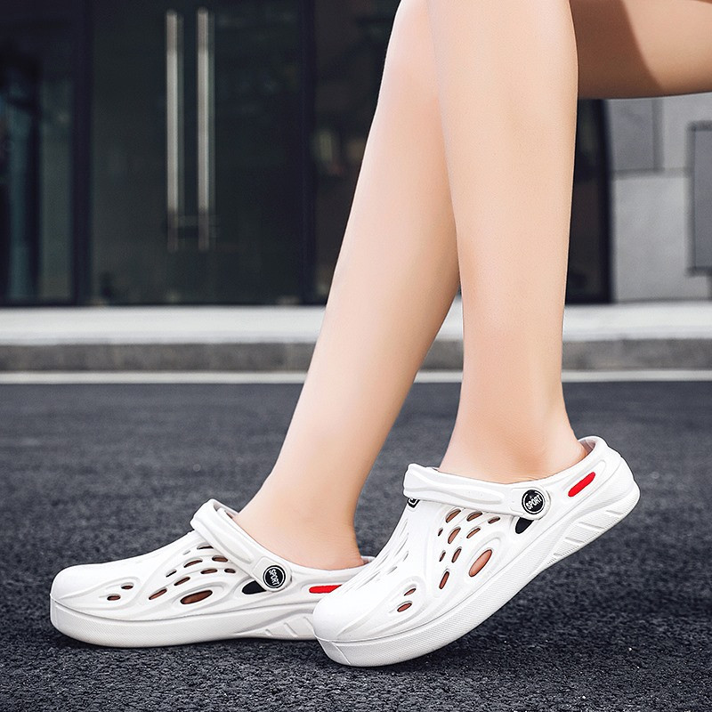 Könnyű férfi szandálok nyári légáteresztő papucsok, állítható sarokpánttal, strandpapucsok, női kültéri csúszásmentes gázlószandálok