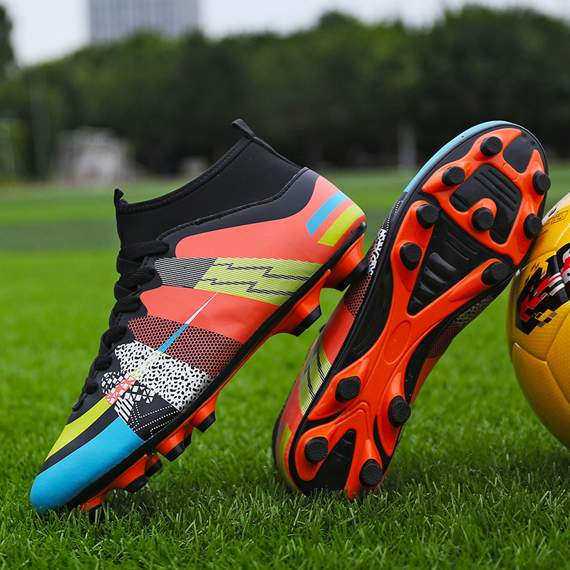 Felnőtt professzionális AG/TF futballcipők csúszásmentes, hosszú tüskés futballcipők fiatal gyerekeknek, magas bokával ellátott, füves futballcipők