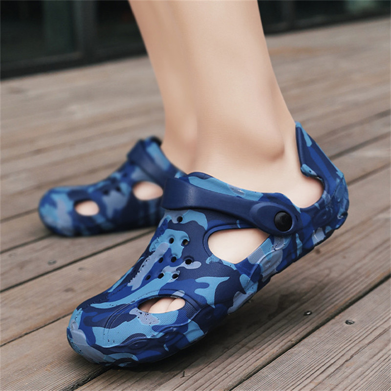 Camo Sport szandálok Férfi Nyári Szabadtéri Papucsok Csúszásgátló Aqua Vízi Cipők Lélegző Férfi Strandszandálok szörfözéshez folyón