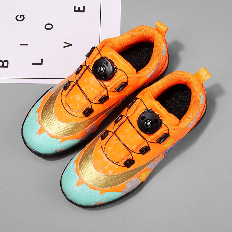 Új érkezett narancssárga Rotary gombos gyerek focicipő TF fűző nélküli beltéri focicipő gyerekeknek légáteresztő füves tornacipő fiúknak