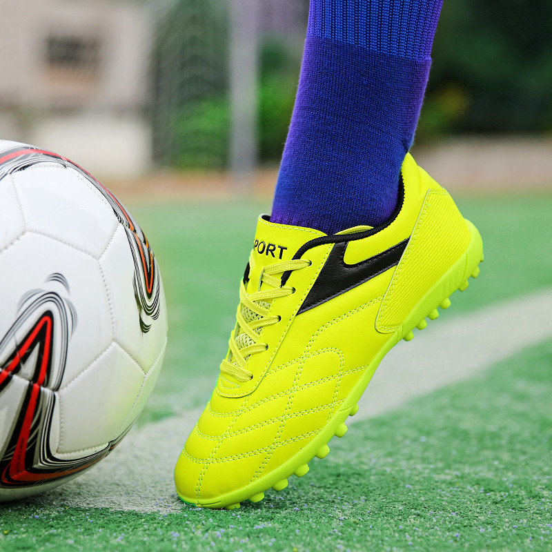 Modes zēnu profesionāli futbola apavi Ērti pretslīdoši bērnu futbola apavi Futsalam elpojoši bērnu futbola apavi