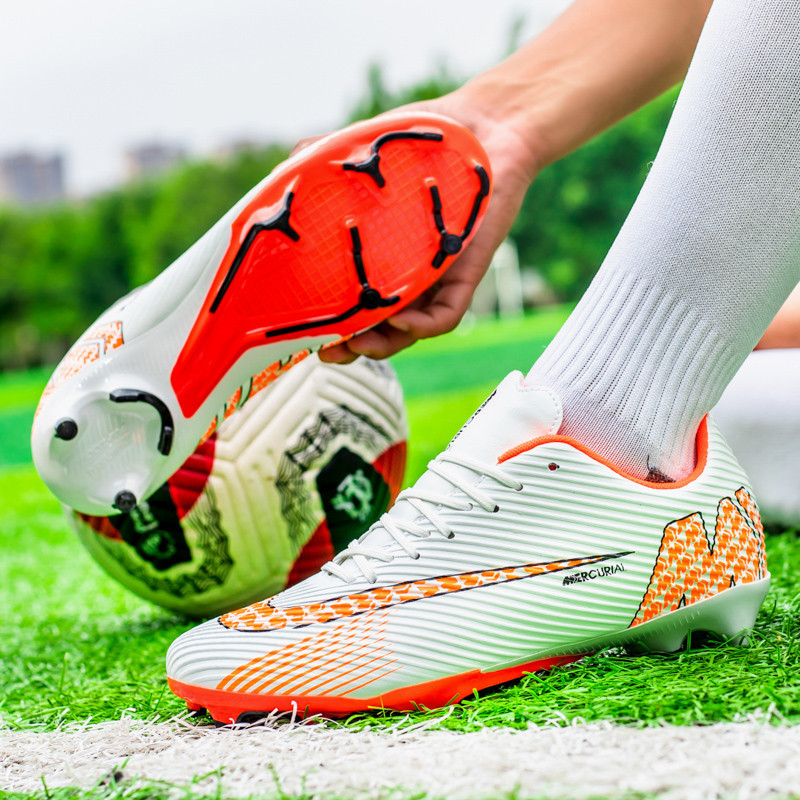 Balti Profesionalūs Futbolo Batai Vaikiški Sporto Batai Pigūs TF/FG Futbolo Batai Vaikams Lauko Žolės Apvalkalai Moteriški sportbačiai