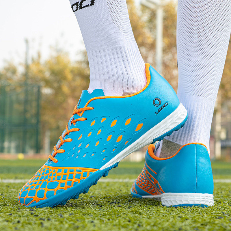 Új divat Outdoor Turf Fiú Focicipők Férfi Kék Gyerek Focicipők Férfi Csúszásgátló futball Futsal Cipők Chuteira Futebol