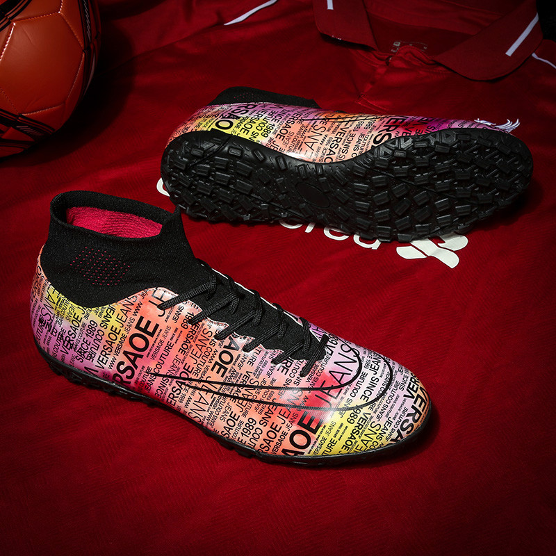 2021 ZHENZU Meeste Jalgpallisaapad Poiste Üliõpilaste Jalgpallijalatsid chuteira Society chuteiras de futbol chuteira Campo Profissional