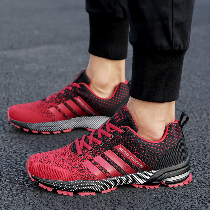 Populārākie vīriešu ikdienas apavi Modes luksusa dizaineru melni āra sporta skeitborda apavi vīriešiem, balti sporta apavi Platformas kedas