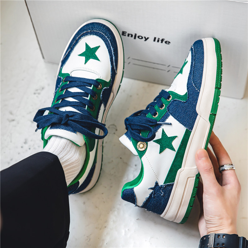 Top Férfi Alkalmi Cipők Divat Luxus Designer Fekete kültéri sport gördeszkacipők Férfi fehér edzőcipők Plate-forme tornacipők