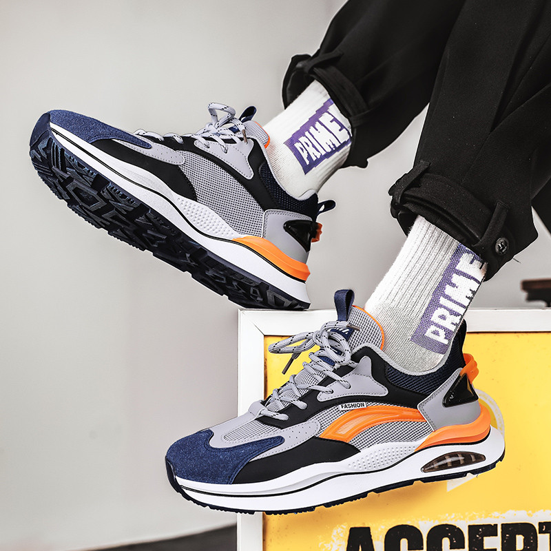 Top Férfi Alkalmi cipők Divat Luxus Designer Fekete kültéri sport gördeszkacipők Férfi fehér edzőcipők Plate-forme tornacipők