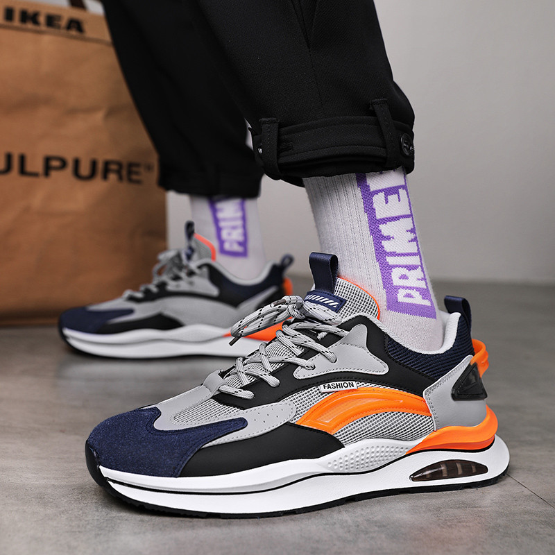 Top Férfi Alkalmi cipők Divat Luxus Designer Fekete kültéri sport gördeszkacipők Férfi fehér edzőcipők Plate-forme tornacipők