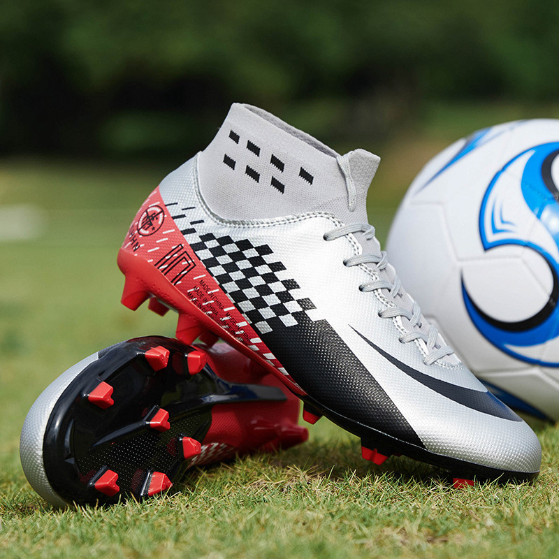 Ülikerged Meeste Kõrged FG Jalgpallijalatsid Hingavad pahkluu klambrid Jalgpallisaapad Meeste Õues Rohutreening Sporditossud 40-45