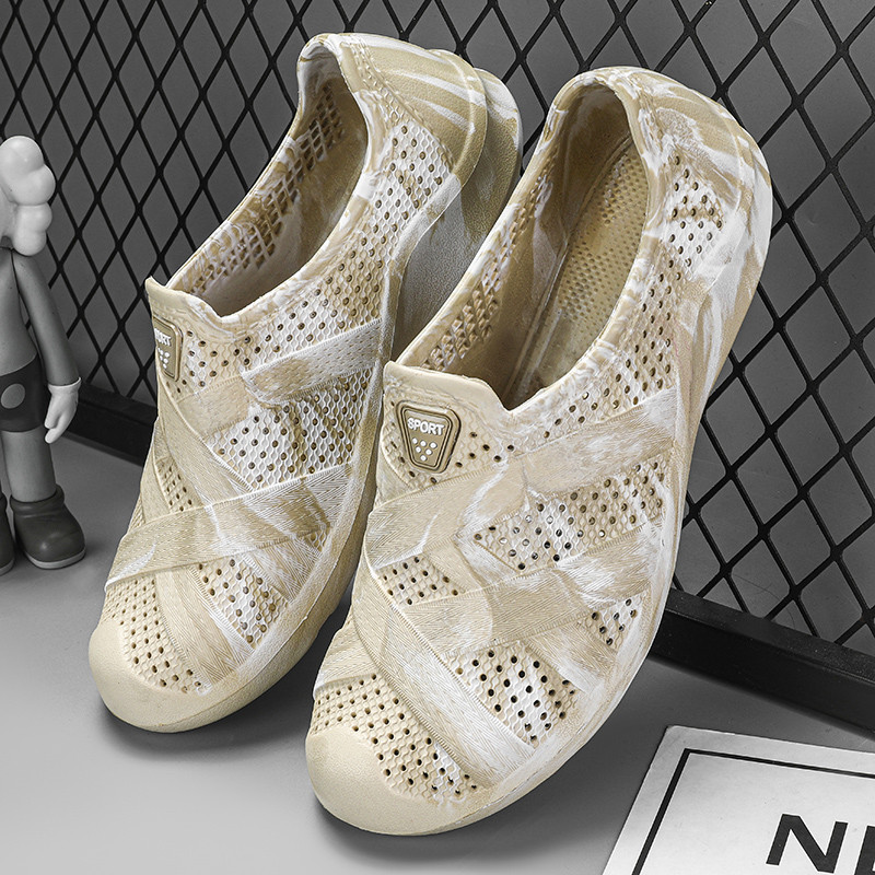 BOANXIL vīriešu vasaras pludmales sandales Modes un daudzpusīgas neslīdošas caurumu kurpes Ērtas un elpojošas āra ikdienas apavi