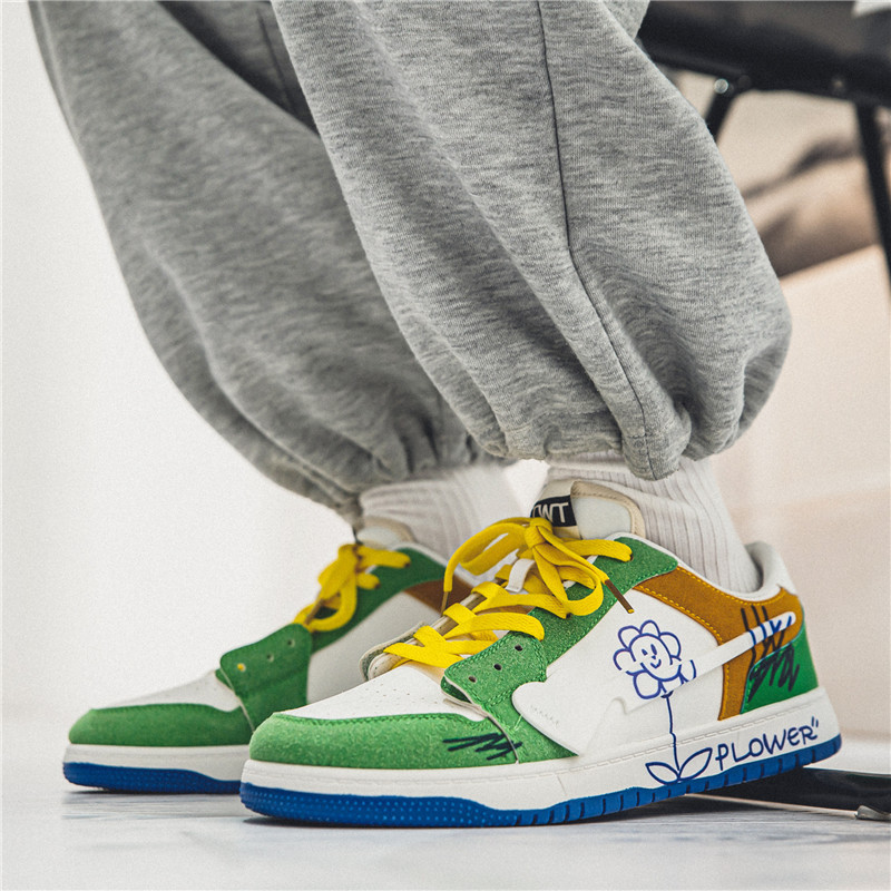 Oriģinālie vīriešu skeitborda apavi Modes apdrukāti vulkanizēti sporta apavi Vīriešu dizaineru apavi Ielu hiphopa plakanas čības vīriešiem