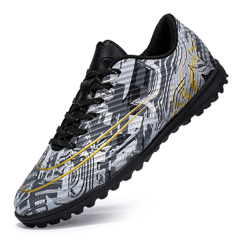 Új futballcipő csúszásgátló TF kiváló minőségű légáteresztő kültéri füves edzés sport férfi női tornacipő gyermek focicipő