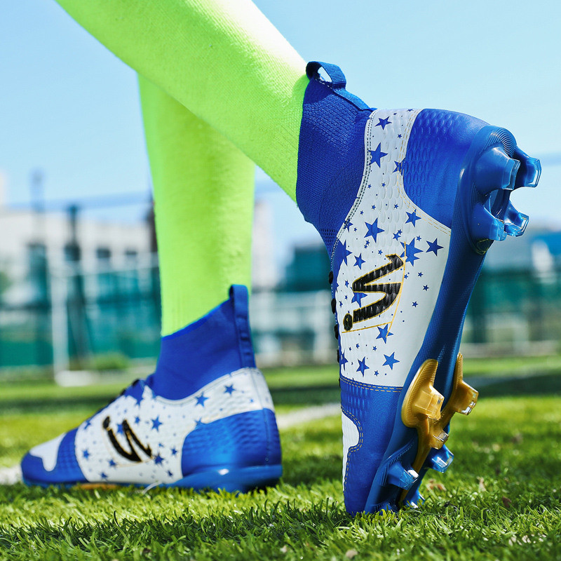 Augstas kvalitātes modes futbola zābaki pusaudžiem, elpojošas zeķes, futbolsiksnas Vīriešu pāris, gari smailes, futzāla kedas, liela izmēra 48