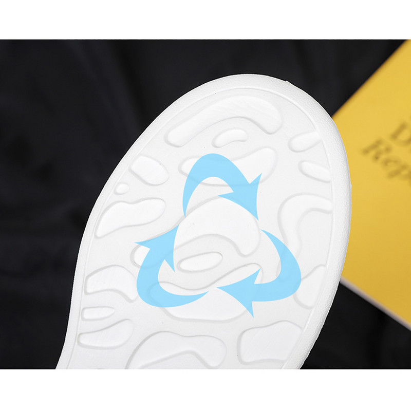 Női gördeszkás cipők Légáteresztő klasszikus stílusú hétköznapi tornacipők könnyű fehér lapos lábbelik csúszásgátló női cipők