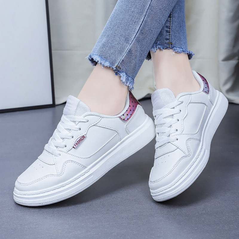 Női gördeszkás cipők Légáteresztő klasszikus stílusú hétköznapi tornacipők könnyű fehér lapos lábbelik csúszásgátló női cipők