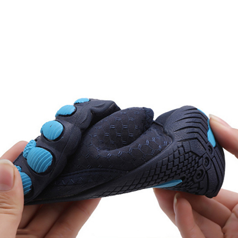 Felnőttek Gyermek mezítlábas cipők Bebújós strand vízi sportok úszócipők 24-47 méret Férfi tornacipők Tornaterem Sport futócipők Női