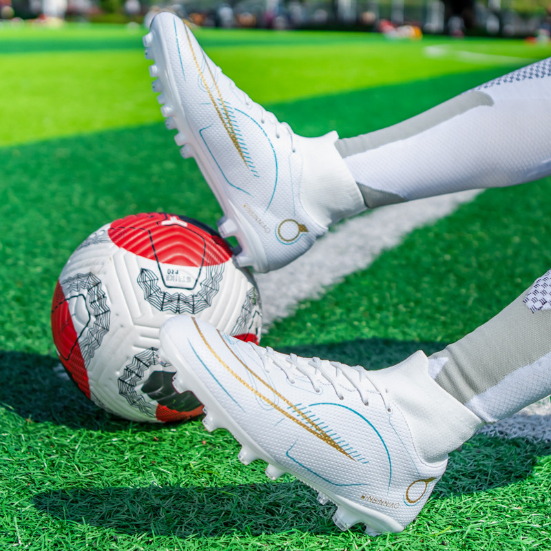 2022-es teremfocicipők férfiaknak futballcipők gyerekeknek edzőcipők, eredeti TF AG Spikes futball-futsal férfi futballcipők