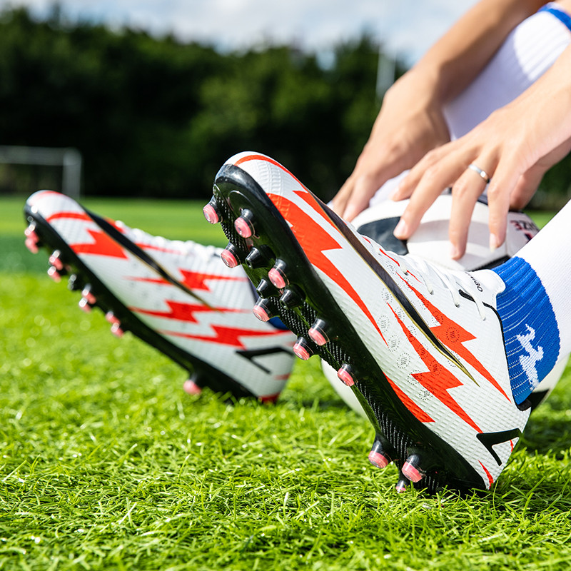 Férfi magas boka FG focicipők gyep futballcipők fokozott vezérlésű edzéscipők többféle stílusban elérhető gyerekcipők