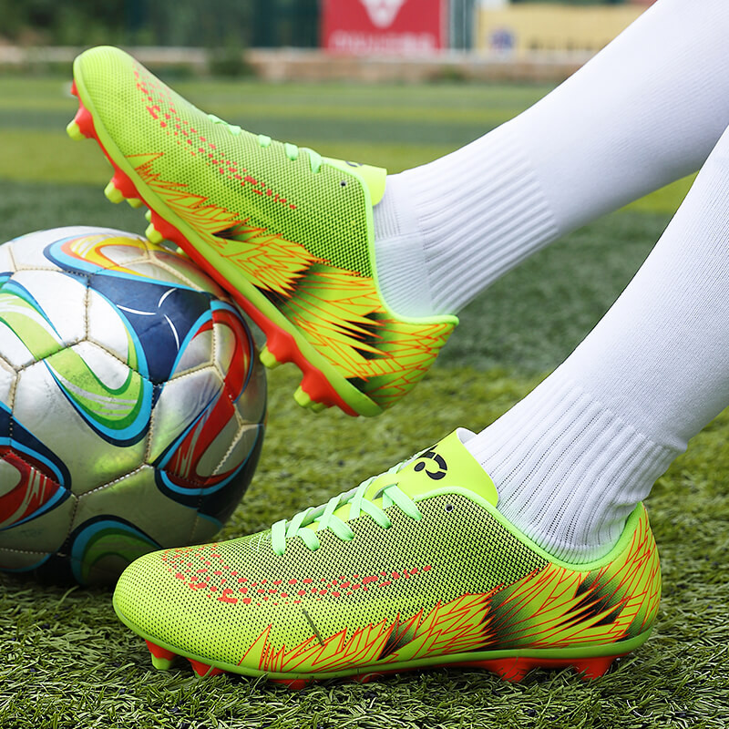 2021 Férfi focicipők AG/TF magas boka futballcipők kültéri csúszásmentes ultrakönnyű futballkapcsok plusz sportcipők