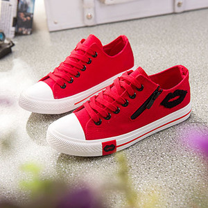 Sieviešu skeitborda apavi Modes plakanie kurpes Audekla apavi Pavasaris Sieviešu platformas kedas Šņorējamas Flats Slidas kedas Sporta apavi