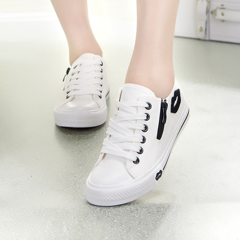 Sieviešu skeitborda apavi Modes plakanie kurpes Audekla apavi Pavasaris Sieviešu platformas kedas Šņorējamas Flats Slidas kedas Sporta apavi