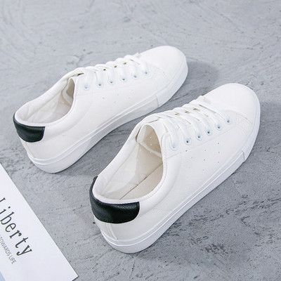 Odiniai batai Moteriški suvarstomi balti drobiniai batai Moteriški batai sportbačiai Visi atitinka Orui pralaidūs riedlenčių batai Plokšti