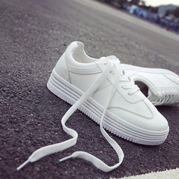 Χονδρά λευκά παπούτσια για γυναίκες Επίπεδα αθλητικά παπούτσια Arder Γυναικεία γυναικεία δερμάτινα παπούτσια Γυναικεία παπούτσια Skateboarding στερεάς πλατφόρμας