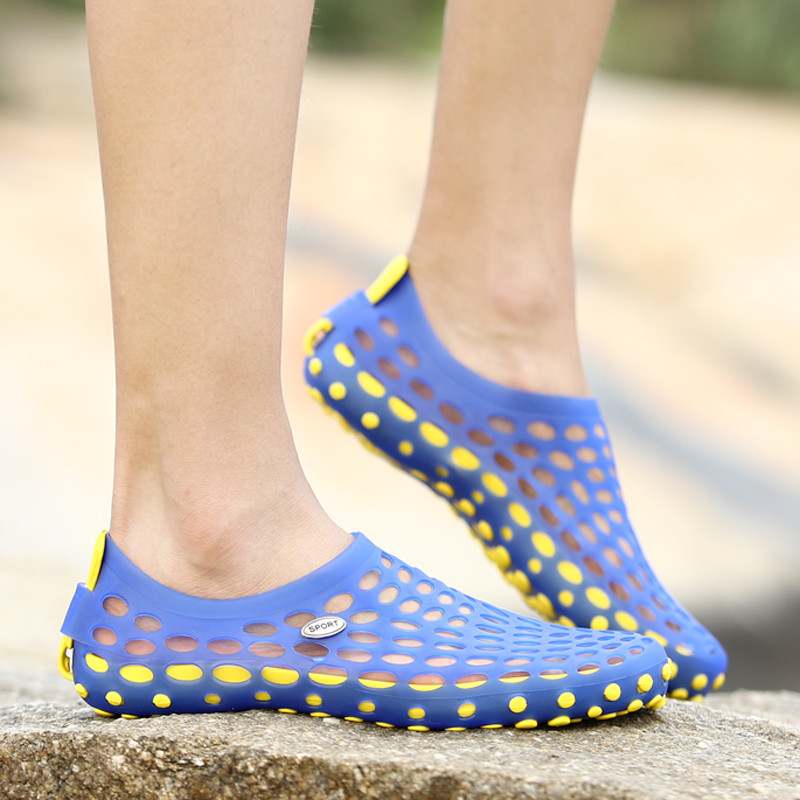 Madingi vyriški sandalai, lengvi kvėpuojantys minkšta apačia paplūdimio šlepetės, vyriškos patogios kvėpuojančios šlepetės, apvyniojančios kulkšnis