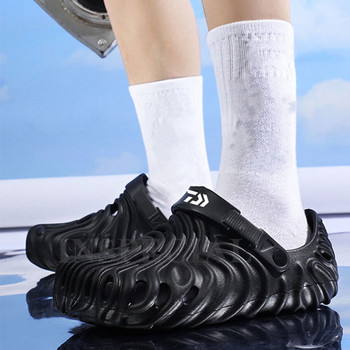 Daiwa Летни мъжки дамски неплъзгащи се издълбани сандали Модни външни дишащи бързосъхнещи устойчиви на износване плажни обувки